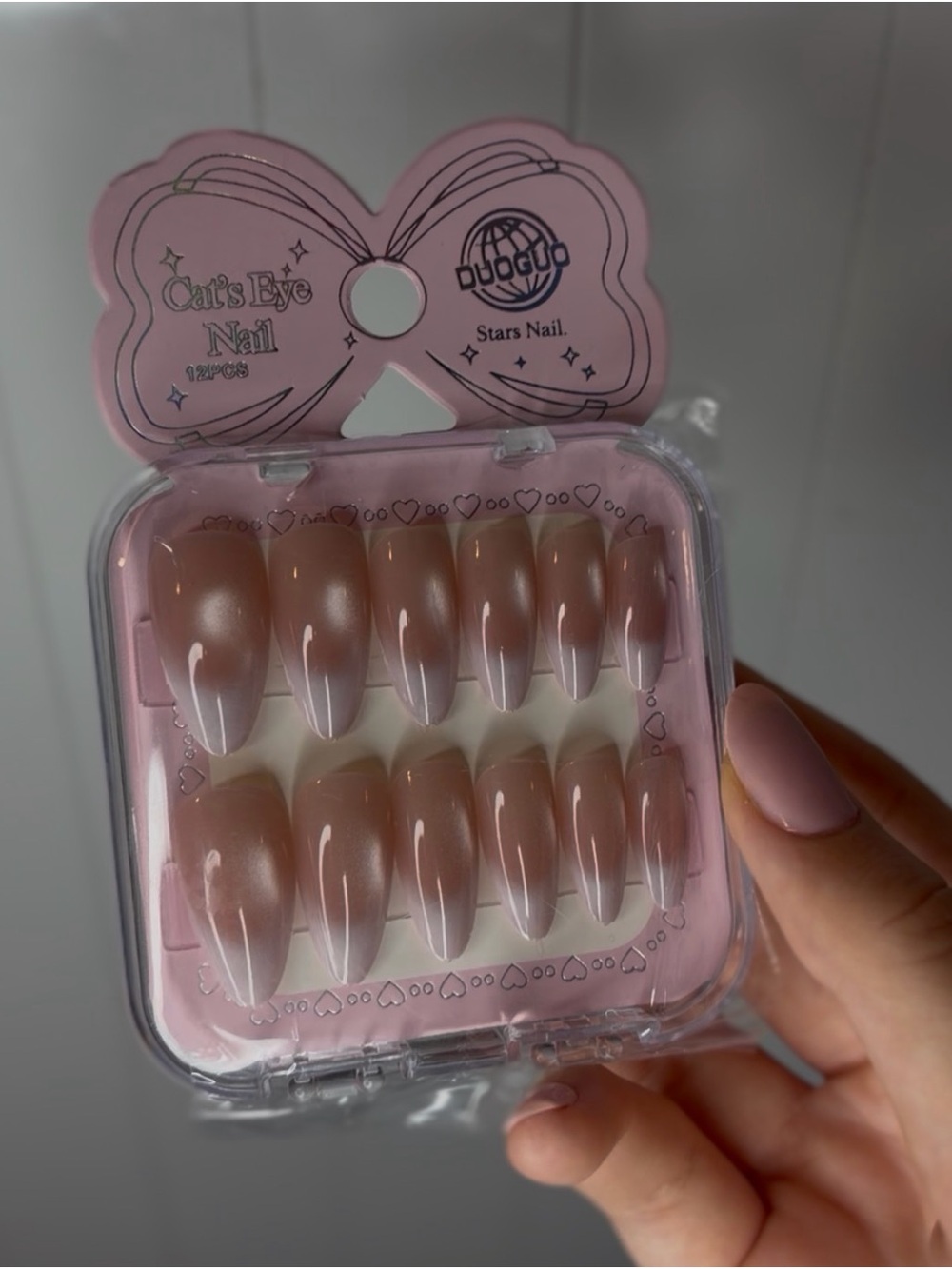 Ombré Nude White Press On Nails 12pcs Almond NWT
